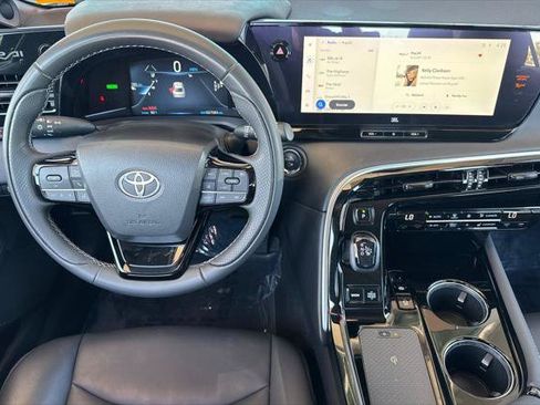 Certified 2023 Toyota Mirai w/ Advanced Technology Package RWD image 17
