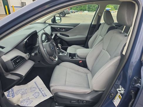 Used 2025 Subaru Legacy Premium w/ Popular Package #1 AWD/4WD image 10