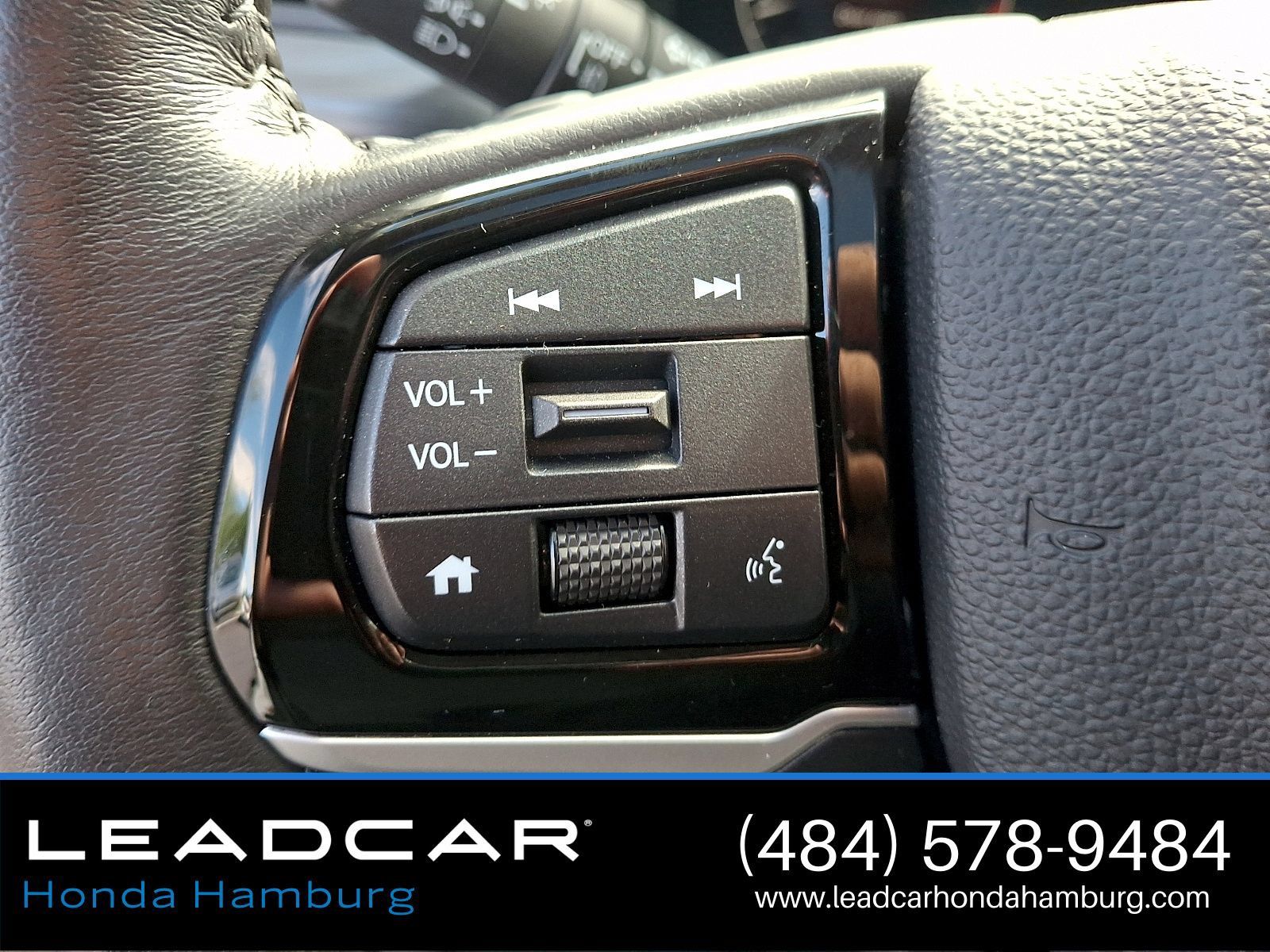Used 2025 Honda Odyssey Elite image 23