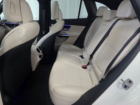 New 2026 Mercedes-Benz GLC 300 GLC 300 image 18