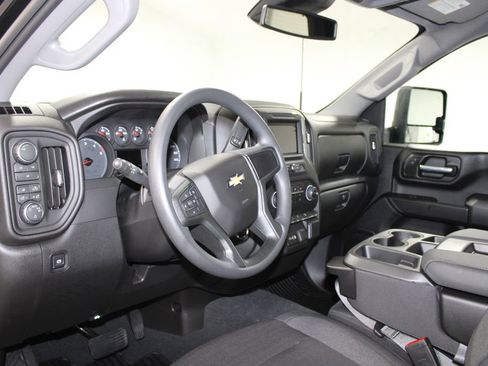 Used 2026 Chevrolet Silverado 2500 Custom w/ Custom Value Package AWD/4WD image 27