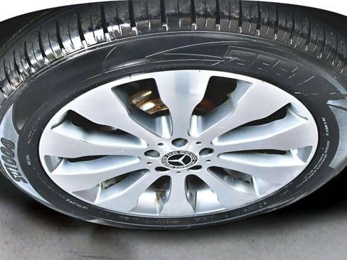 Used 2019 Mercedes-Benz GLS 450 4MATIC image 46