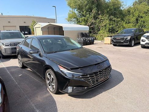 Used 2023 Hyundai Elantra Limited FWD image 1