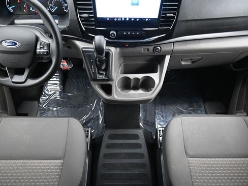 Used 2023 Ford Transit 350 XLT image 28
