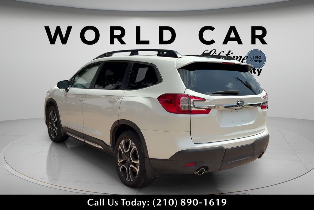 Used 2023 Subaru Ascent Limited w/ Technology Package AWD/4WD image 5