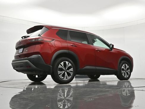 Used 2023 Nissan Rogue SV FWD image 40