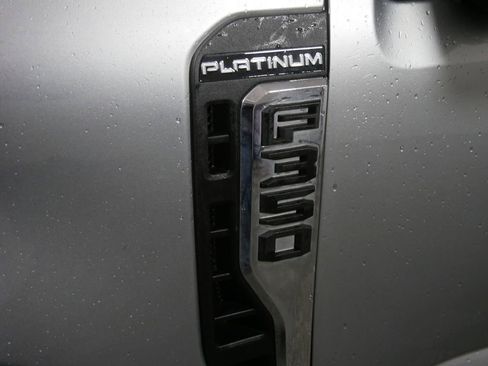 Used 2024 Ford F350 Platinum w/ FX4 Off-Road Package image 10