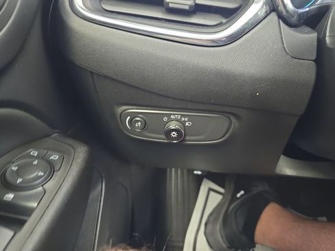 Certified 2024 Chevrolet Equinox LT image 20