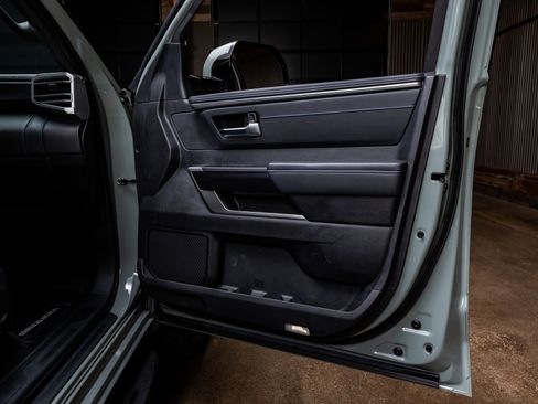 Used 2024 Toyota Sequoia Platinum w/ TRD Off-Road Package image 38