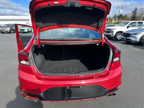 Used 2019 Hyundai Elantra Sport w/ Cargo Package FWD image 11