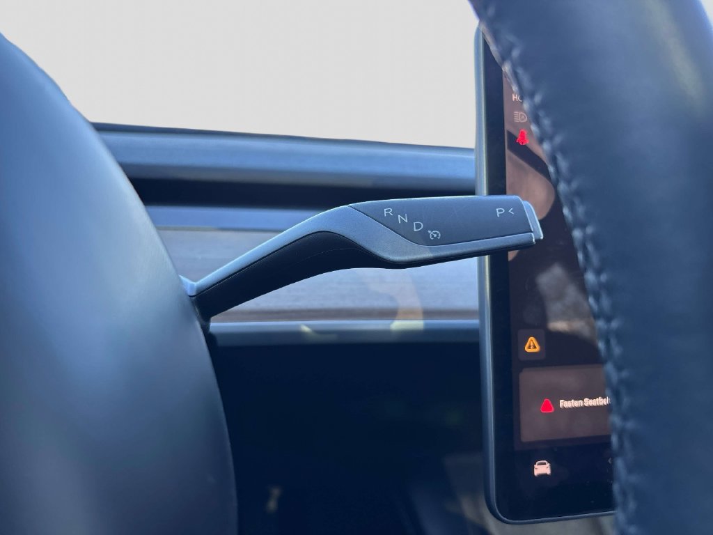 Used 2023 Tesla Model 3 Standard Range RWD image 26