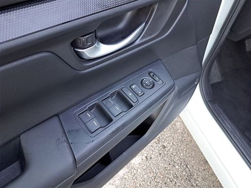 Used 2024 Honda CR-V LX image 16