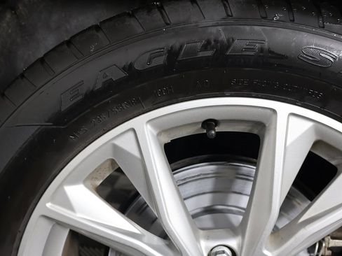 Used 2022 Audi Q3 2.0T Premium w/ Convenience Package image 20