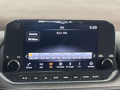Used 2023 Nissan Rogue SL w/ SL Premium Package AWD/4WD image 16