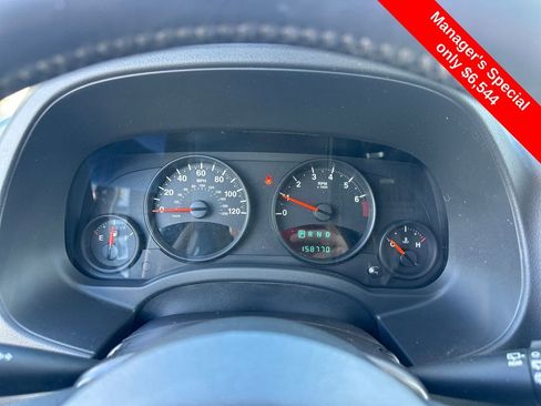 Used 2012 Jeep Patriot Latitude w/ Sun/Sound Group AWD/4WD image 18