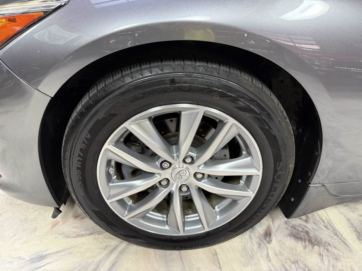 Used 2015 INFINITI Q50 Premium w/ Navigation Package AWD/4WD image 35