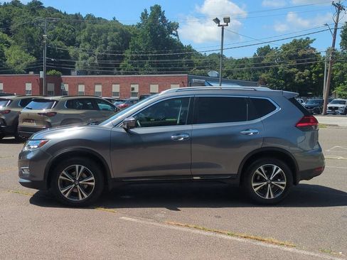 Used 2017 Nissan Rogue SL w/ SL Premium Package AWD/4WD image 7