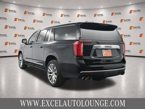 Used 2023 GMC Yukon XL Denali AWD/4WD image 3