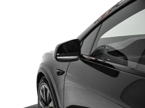 Used 2024 Tesla Model X AWD/4WD image 45