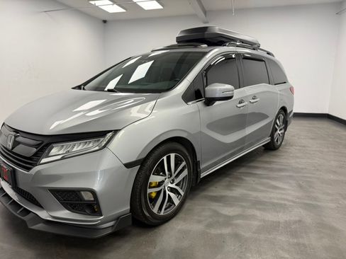 Used 2018 Honda Odyssey Touring image 18