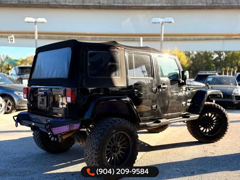 Used 2017 Jeep Wrangler Unlimited Sahara w/ Connectivity Group image 5