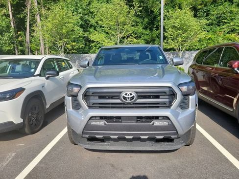 Used 2026 Toyota Tacoma SR5 RWD image 2