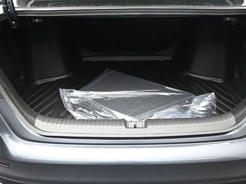 New 2025 Honda Accord SE image 30