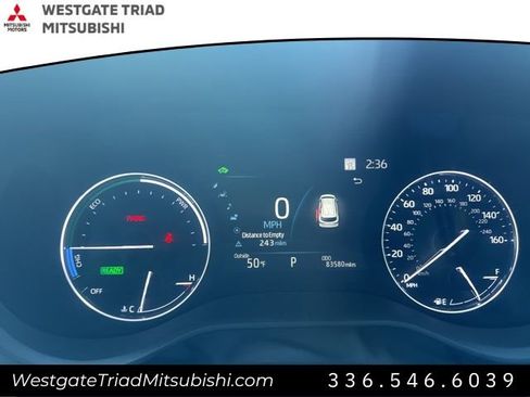 Used 2022 Toyota Sienna Platinum image 18