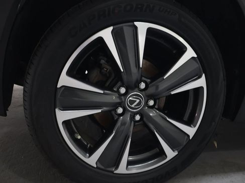 Used 2020 Lexus UX 200 w/ Premium Package FWD image 33