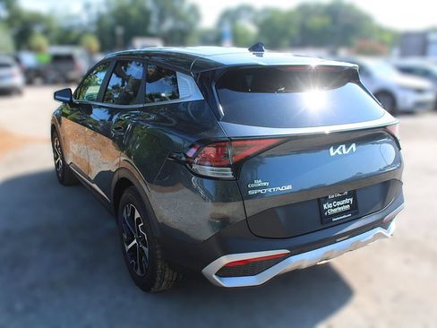 Used 2023 Kia Sportage EX FWD image 11
