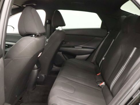 Used 2025 Hyundai Elantra SEL FWD image 16