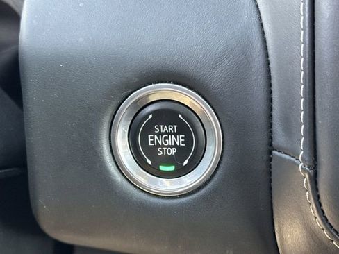 Certified 2023 GMC Yukon Denali Ultimate image 19