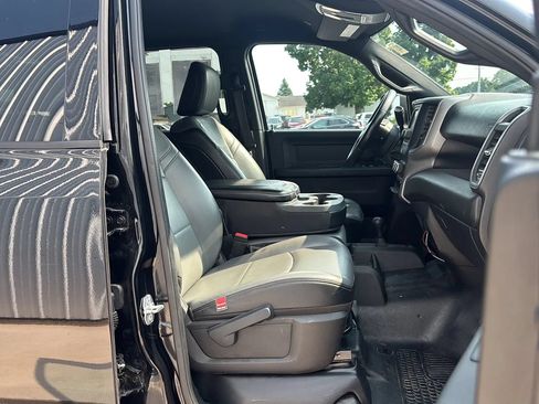 Used 2022 RAM 3500 Tradesman AWD/4WD image 17