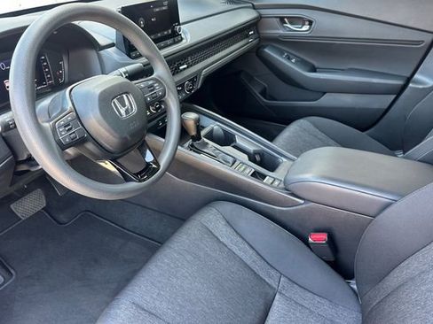 Certified 2025 Honda Accord SE image 11
