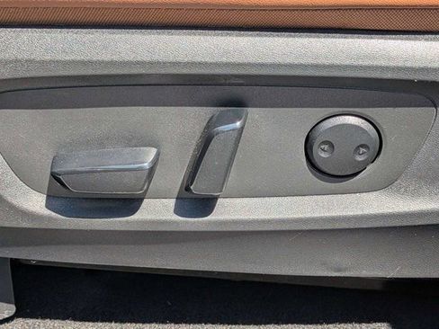 Used 2025 Nissan Pathfinder Platinum w/ Cargo Package FWD image 17