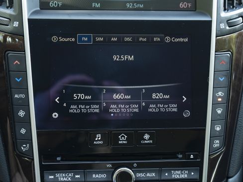 Used 2018 INFINITI Q50 Luxe RWD image 32