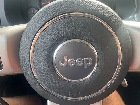 Used 2013 Jeep Patriot Sport image 20