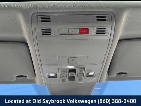 Used 2023 Volkswagen Tiguan SE w/ Panoramic Sunroof Package AWD/4WD image 19
