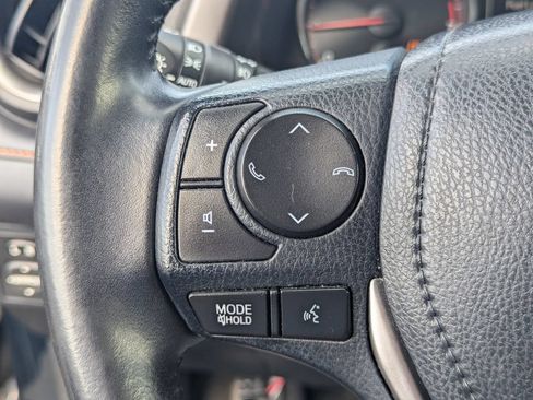 Used 2017 Toyota RAV4 SE AWD/4WD image 20