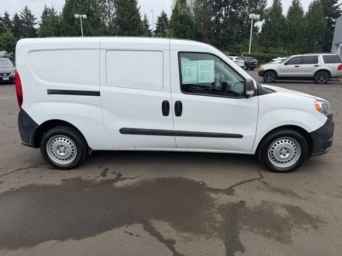 Used 2018 RAM ProMaster City Tradesman FWD image 2