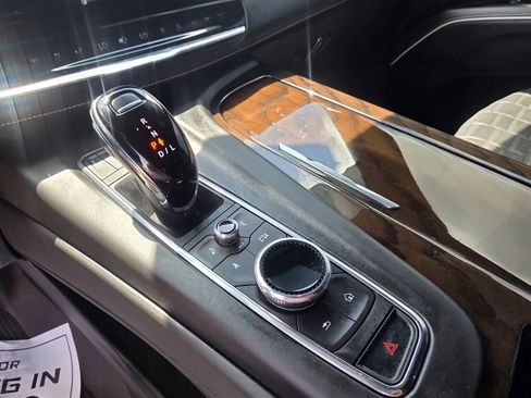 Used 2023 Cadillac Escalade ESV Sport Platinum AWD/4WD image 23