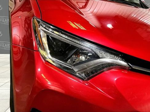 Used 2017 Toyota RAV4 XLE w/ Plus Special Value Package AWD/4WD image 4