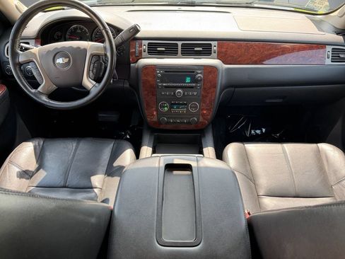 Used 2013 Chevrolet Tahoe LT AWD/4WD image 12