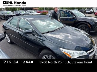 Used 2015 Toyota Camry LE image 1