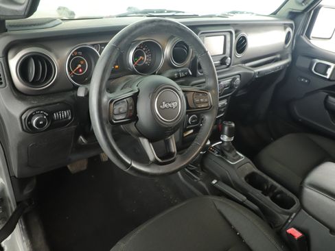 Certified 2019 Jeep Wrangler Sport image 13