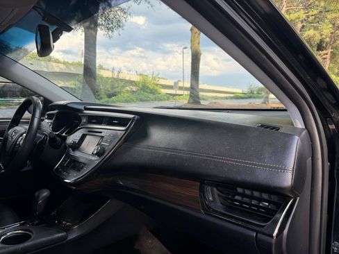 Used 2013 Toyota Avalon XLE Touring FWD image 17