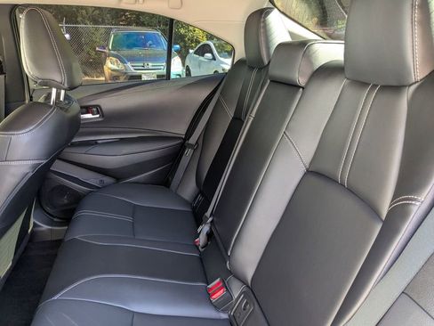 Used 2025 Toyota Corolla XLE image 24