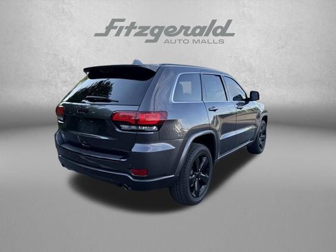 Used 2015 Jeep Grand Cherokee Altitude AWD/4WD image 7
