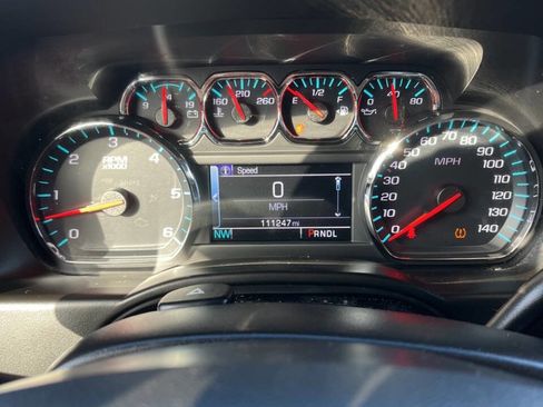 Used 2018 GMC Yukon SLE w/ HD Trailering Package image 10