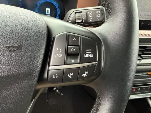 Used 2025 Ford Bronco Sport Outer Banks w/ Outer Banks Tech Package+ AWD/4WD image 19